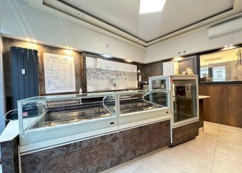 Interno non residenziale - Shop via delle Rosine, 8, Torino (neighborhood Centro) - photo 3