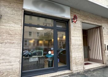 Facciata - Shop via delle Rosine, 8, Torino (neighborhood Centro) - photo 10