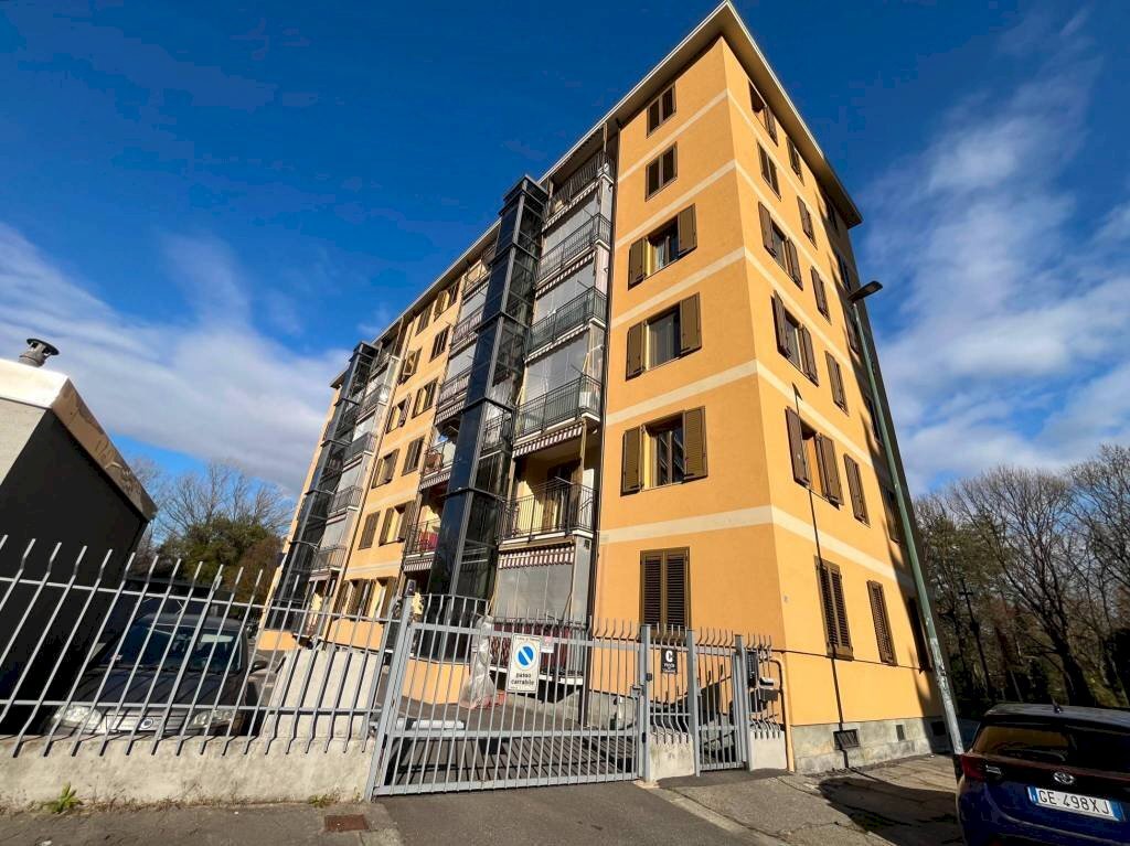 Facciata - Box Lungo Po Alessandro Antonelli, 211, Torino - photo 1