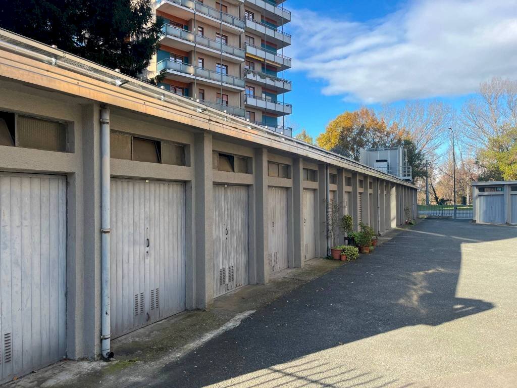 Box auto - Box Lungo Po Alessandro Antonelli, 211, Torino - photo 2