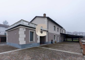 Facciata - Villa via Vincenzo Gioberti, 2, Revigliasco d'Asti - foto 4
