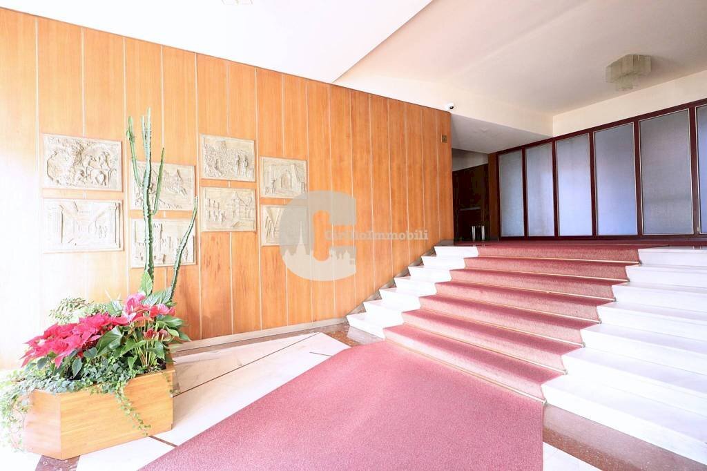 Interno palazzo - Quadrilocale via Pietrino Belli, 1, Torino - foto 2