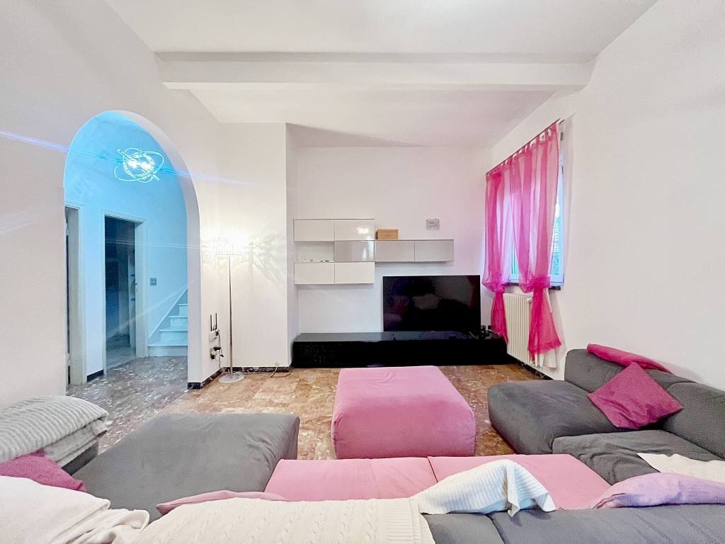 Salone - Villa via Pardini, 111, Montignoso - foto 1