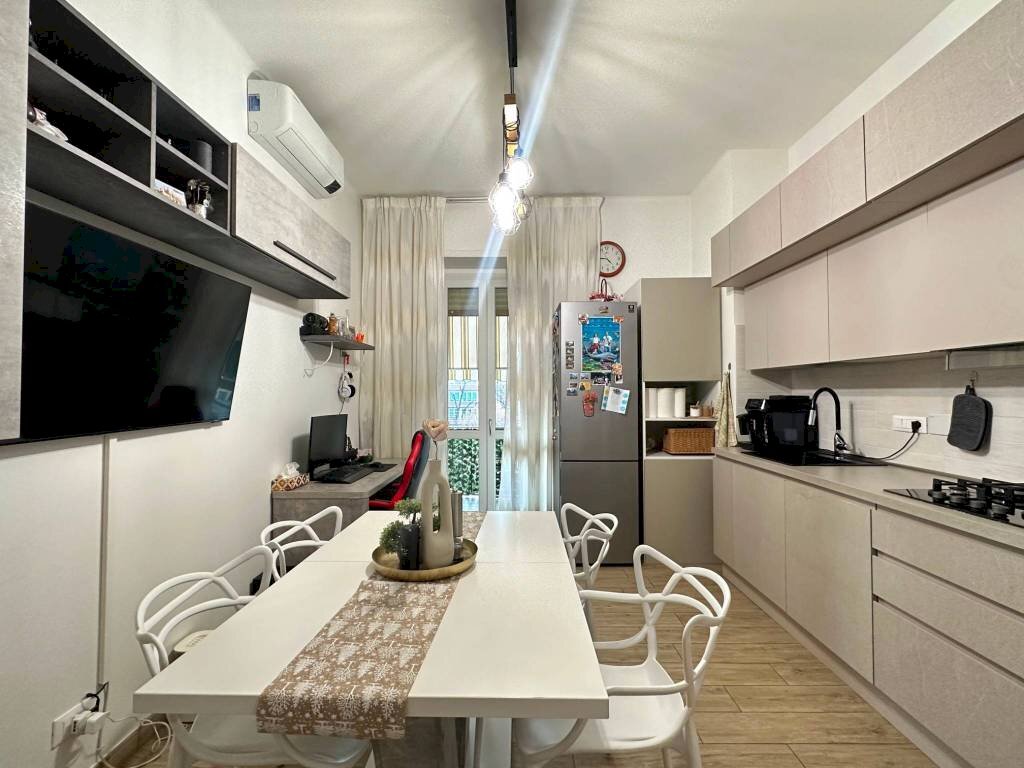 Cucina - Trilocale via Viterbo, 113, Torino - foto 1