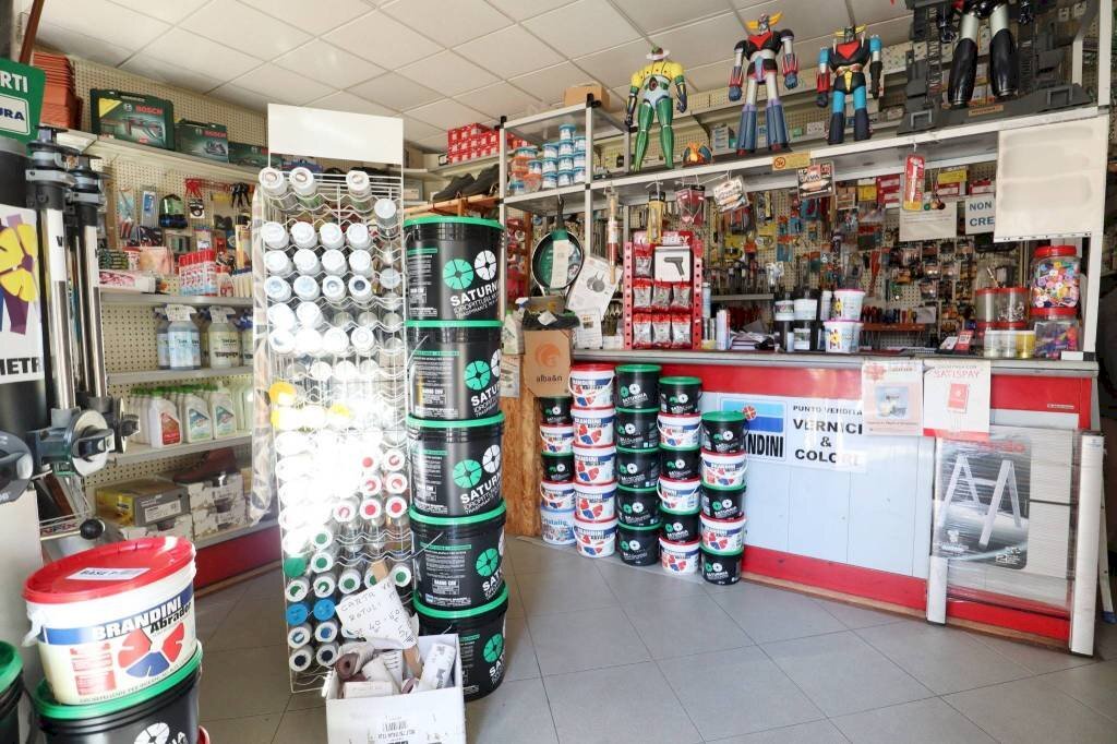 Interno non residenziale - paint factory - Hardware - Electricity corso Belgio, 47/b, Torino - photo 1