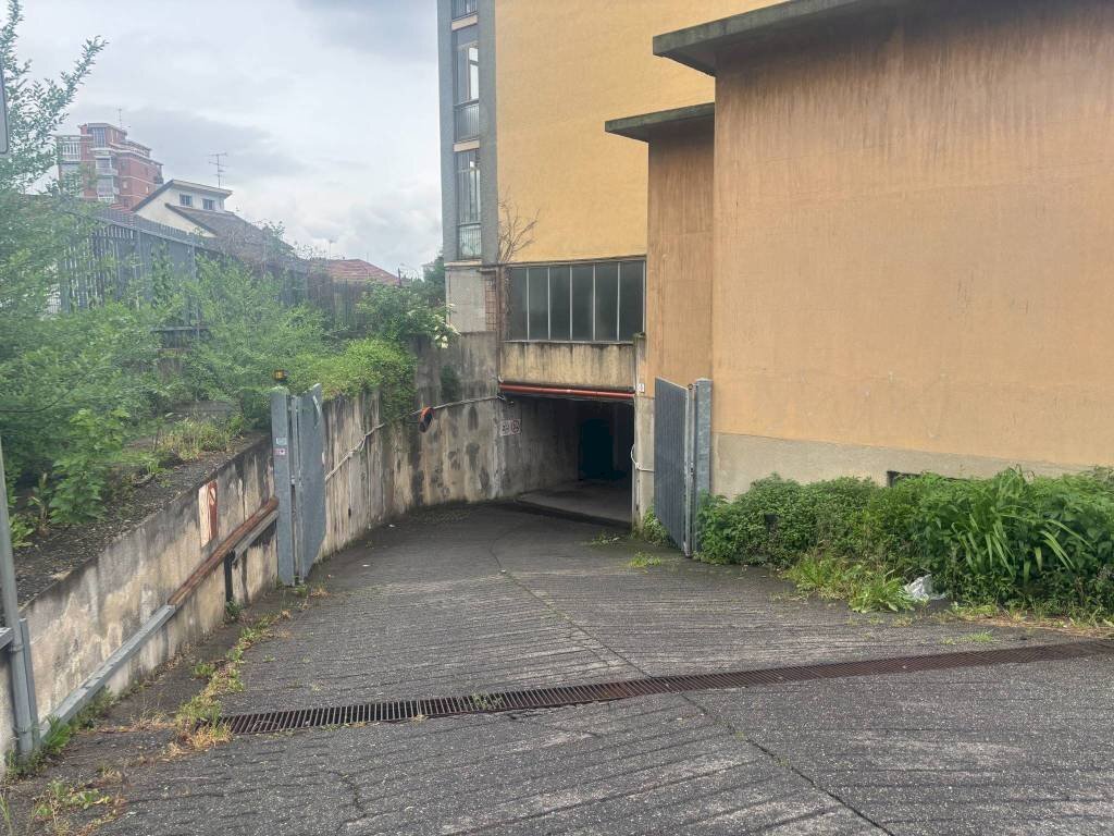 Cortile interno - Box via Luigi Ambrosini, 4, Torino - photo 2