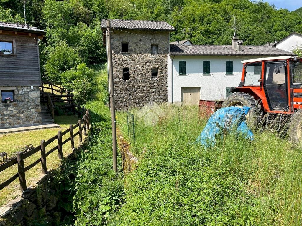 Semi-detached house Via Rezzoaglio, Rezzoaglio - photo 1