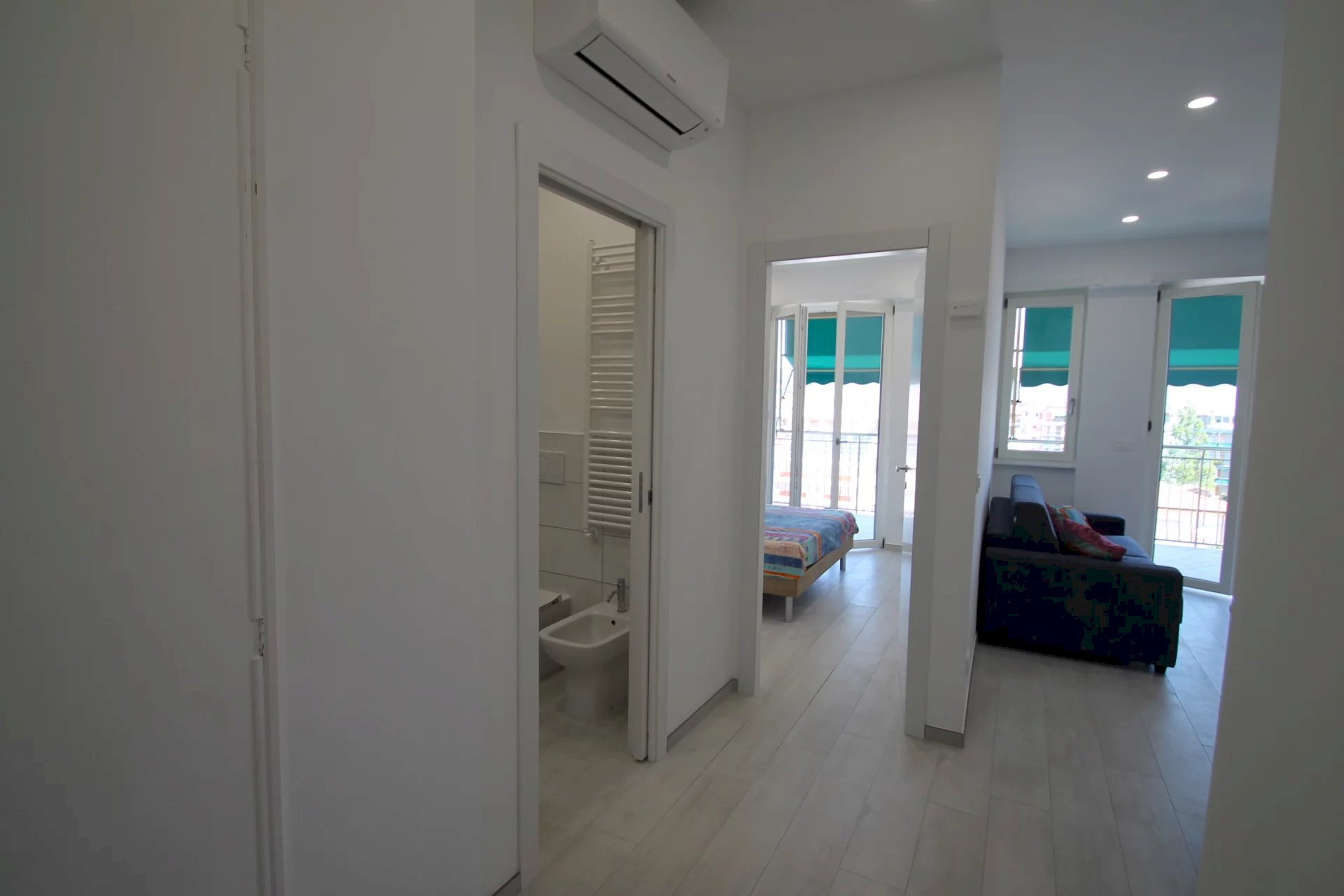 Two-room apartment Via Montevideo, Borghetto Santo Spirito - photo 1