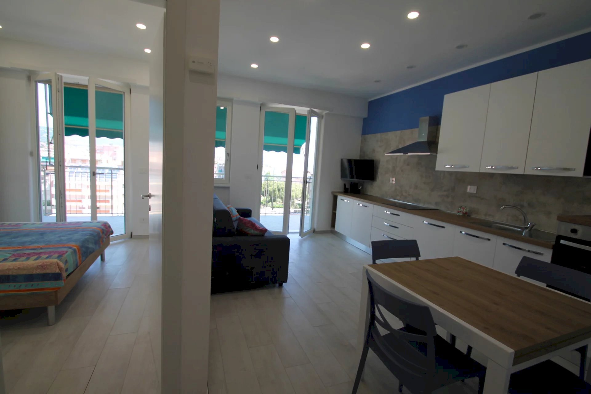 Two-room apartment Via Montevideo, Borghetto Santo Spirito - photo 3