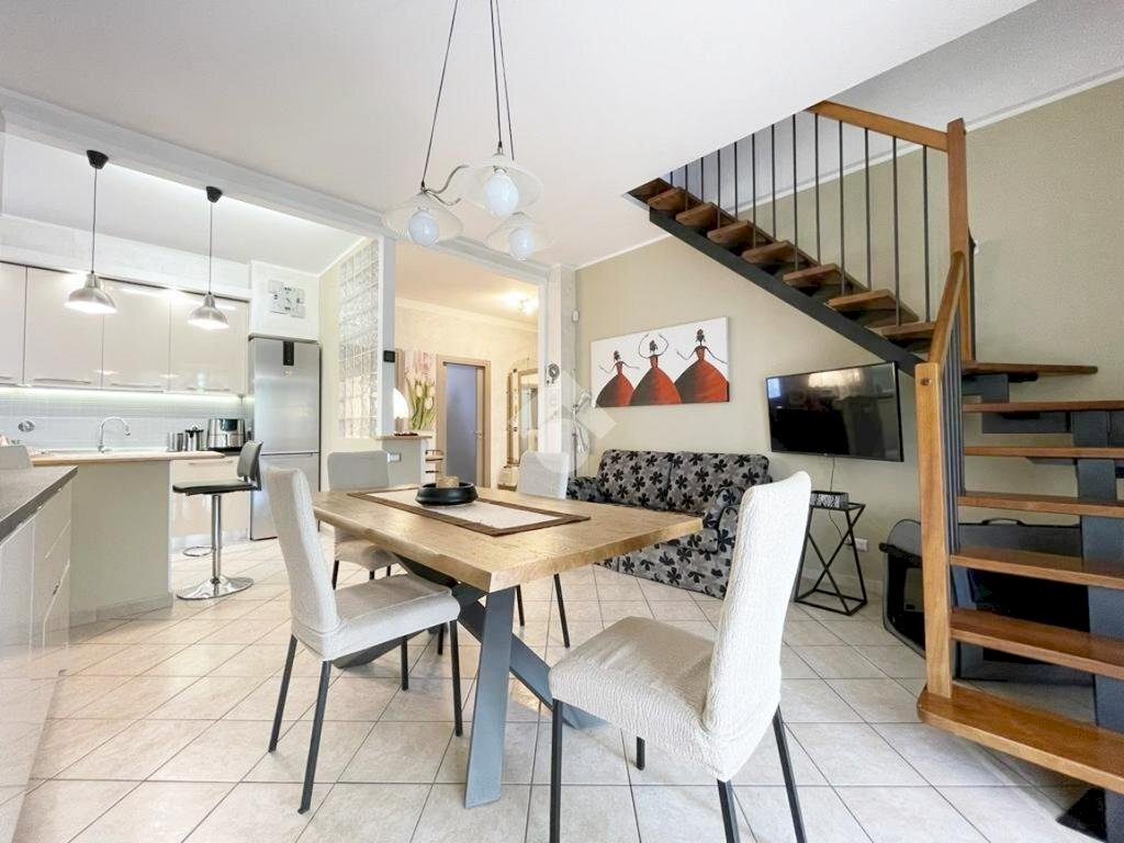 Quadrilocale Via Giovanni XXIII Papa, La Loggia - foto 2