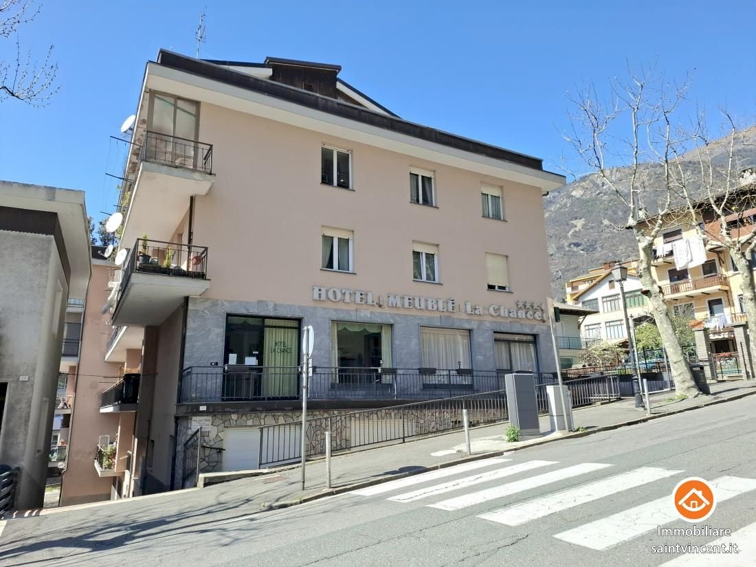 Apartment Via Duca d'Aosta n. 12, Saint-Vincent - photo 2