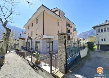 Apartment Via Duca d'Aosta n. 12, Saint-Vincent - photo 1