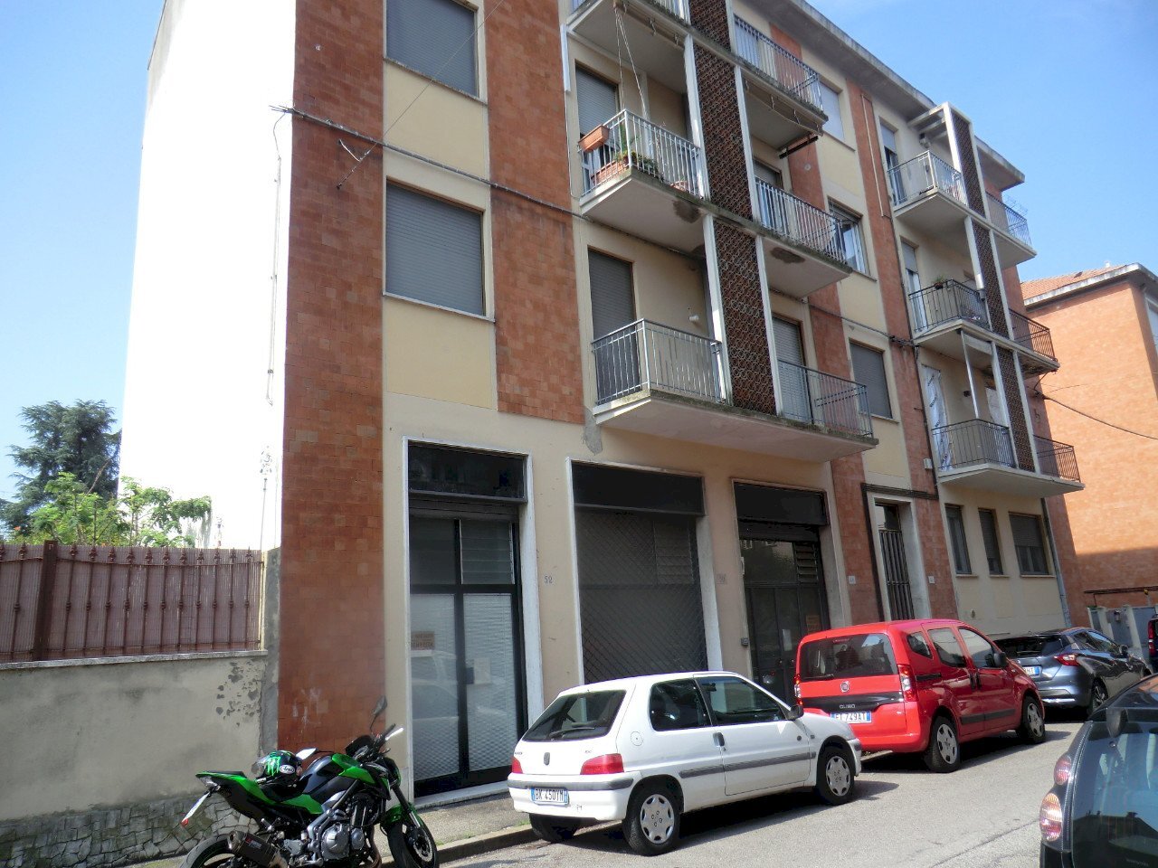 Negozio Ferrara - foto 1