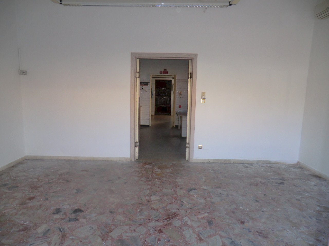 Negozio Ferrara - foto 3