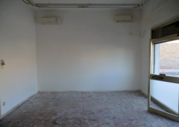 Negozio Ferrara - foto 2