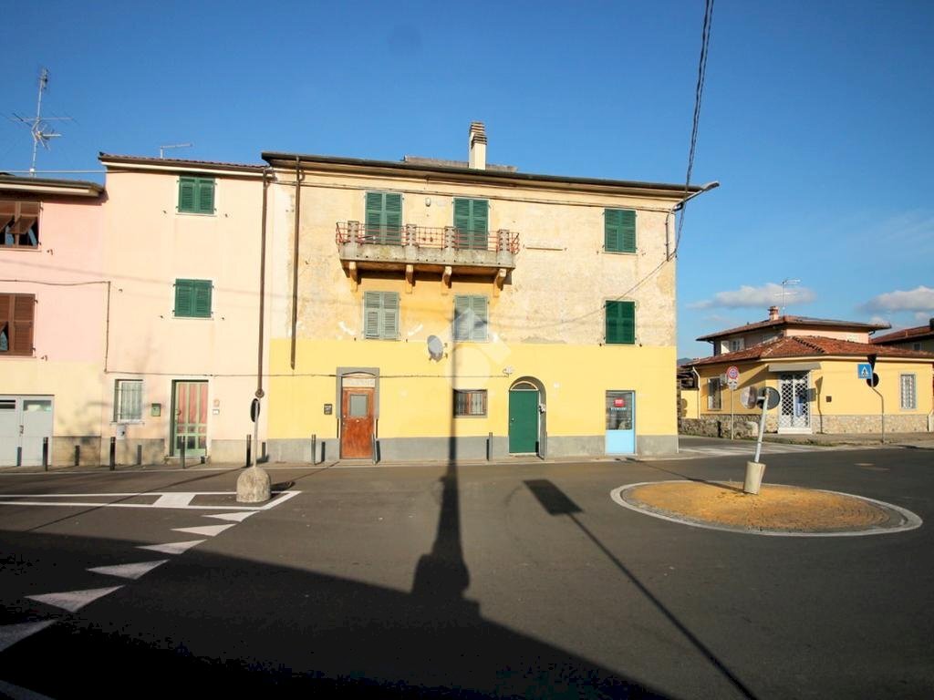 Appartamento Via Cisa Interna, Sarzana - foto 1