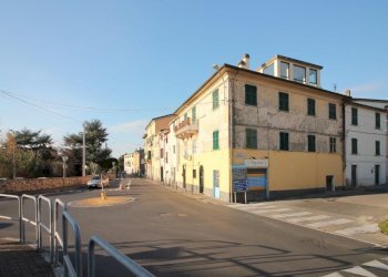 Apartment Via Cisa Interna, Sarzana - photo 11