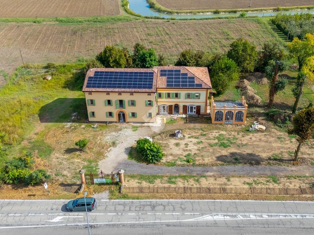 Villa Via Ernesto Papazzoni, Cavezzo - foto 1