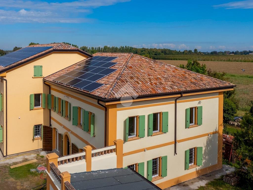 Villa Via Ernesto Papazzoni, Cavezzo - foto 2