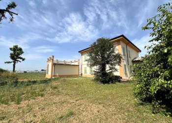 Villa Via Ernesto Papazzoni, Cavezzo - foto 7