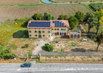 Villa Via Ernesto Papazzoni, Cavezzo - foto 1