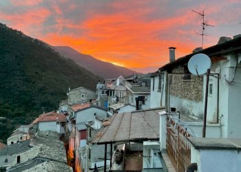 Apartment Via Ludovico Brea, Montalto Carpasio - photo 25