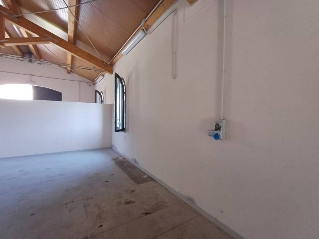 Magazzino - Negozio Stradello Forghieri, Carpi - foto 3