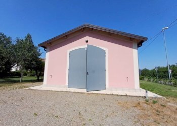 Box auto - Shop Stradello Forghieri, Carpi - photo 9