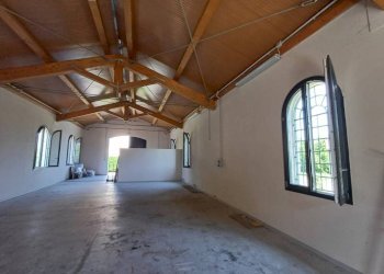 Stanza non arredata - Shop Stradello Forghieri, Carpi - photo 2