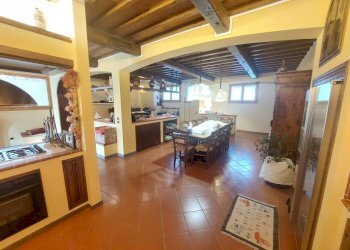 Cucina - Appartamento via La Serra, Carmignano - foto 25