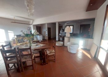 Salone - Appartamento via La Serra, Carmignano - foto 34