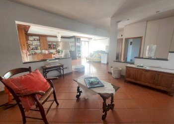 Salone - Appartamento via La Serra, Carmignano - foto 38