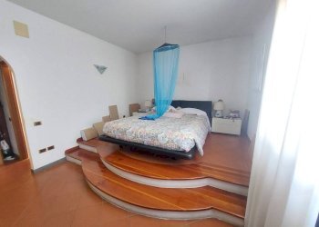 Camera da letto - Appartamento via La Serra, Carmignano - foto 43