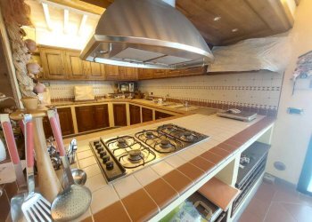 Cucina - Appartamento via La Serra, Carmignano - foto 46