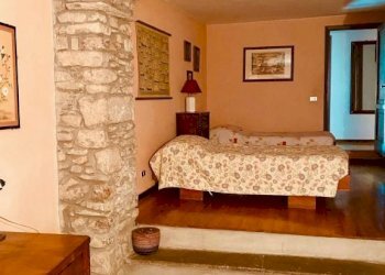 Scala - Trilocale via Duca degli Abruzzi, 23, Compiano - foto 5