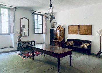 Salone - Three-room apartment via Duca degli Abruzzi, 23, Compiano - photo 14