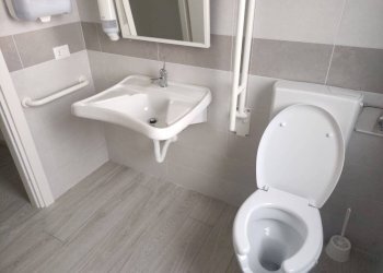 Bagno - Attività Commerciale via San Secondo Martire, 6, Salussola - foto 11