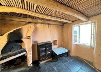 Stanza non arredata - Casa indipendente Località Cassingheno, Fascia - foto 5