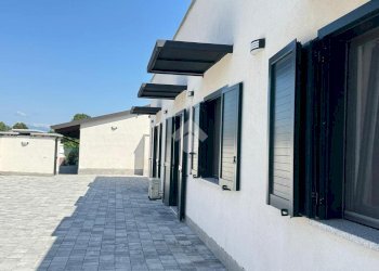 Villa Via Martiri della Libertà, Suno - foto 13