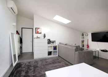 One-room apartment Monza - photo 8