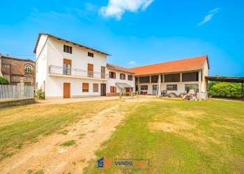 Farmhouse Carmagnola - photo 1