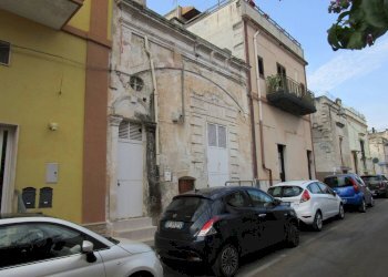 Zona - Independent house Statte - photo 21