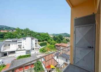 Balcone - Quadrilocale corso Re Umberto, 94, Verzuolo - foto 4