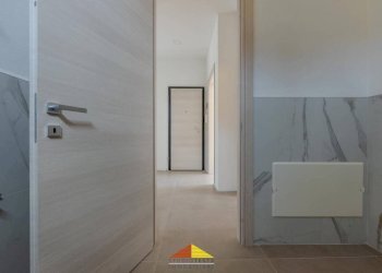 Disimpegno - Quadrilocale corso Re Umberto, 94, Verzuolo - foto 26