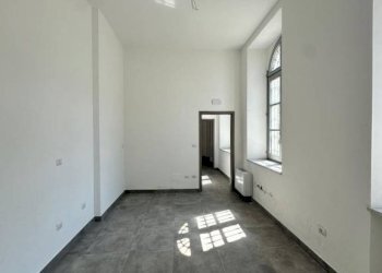 Stanza non arredata - Shop piazza 20 Settembre, 17, Saluzzo - photo 6