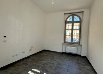 Camera da letto - Shop piazza 20 Settembre, 17, Saluzzo - photo 10