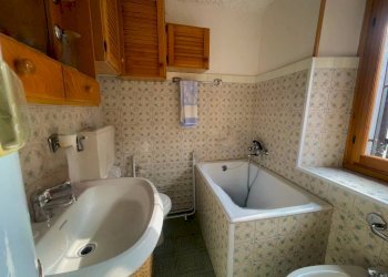 Bagno - Casa indipendente Frazione Salogni, Fabbrica Curone - foto 5
