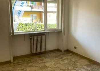 Camera da letto - Three-room apartment via al Sesto Miglio, 52, Roma - photo 6