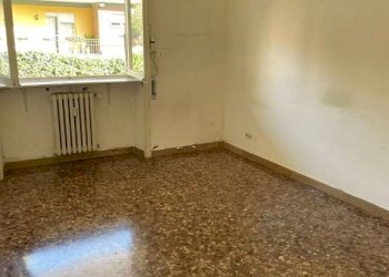 Camera da letto - Three-room apartment via al Sesto Miglio, 52, Roma - photo 12