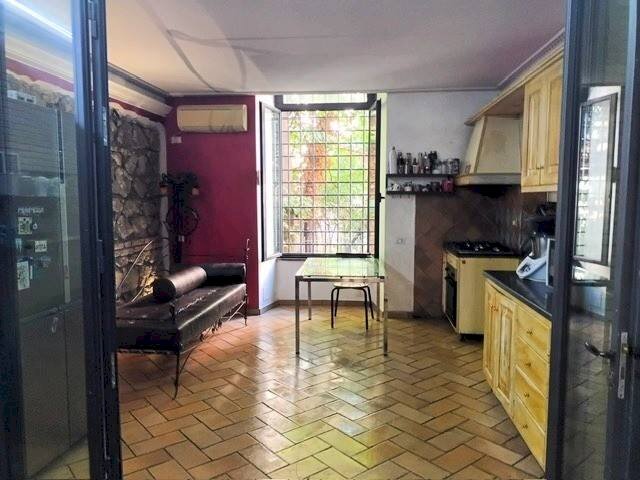 Salone - Three-room apartment via Antonio Serra, 24, Roma - photo 1